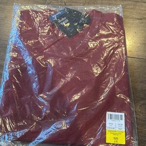 New With Tag Greg Norman Golf Sweater  Merino Wool Large Color RDHT MSRP $125.95